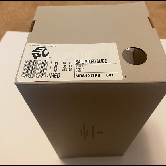 Brand new Kennth Cole slides - Picture 4 of 4